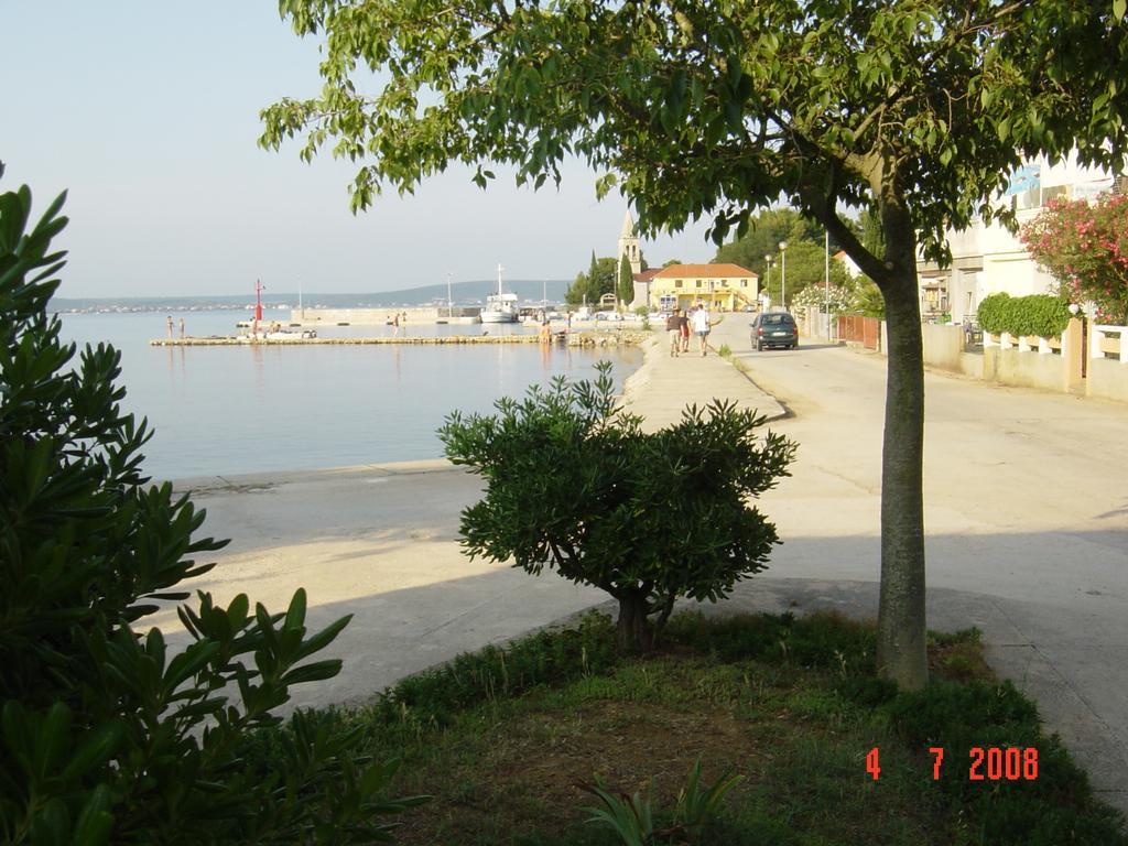 Apartments Prahovic Ždrelac 外观 照片
